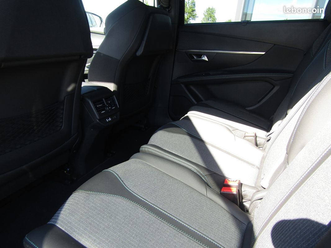 Peugeot 5008 1.5 BLUEHDI 130CH S&S ALLURE PACK EAT8 (image 5)