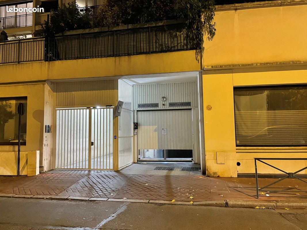Parking Aristide Briand / Anatole France (image 3)