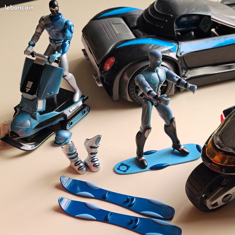 Action Figurine DIABOLIK ttransformer , Saban 30 Cm + BD