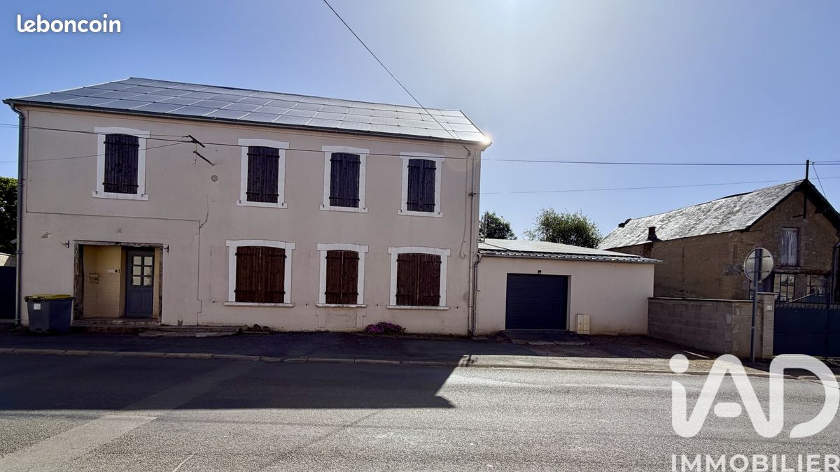 Maison 7 pièces 204 m² · à Treignat · 204 m² · 195 000 €