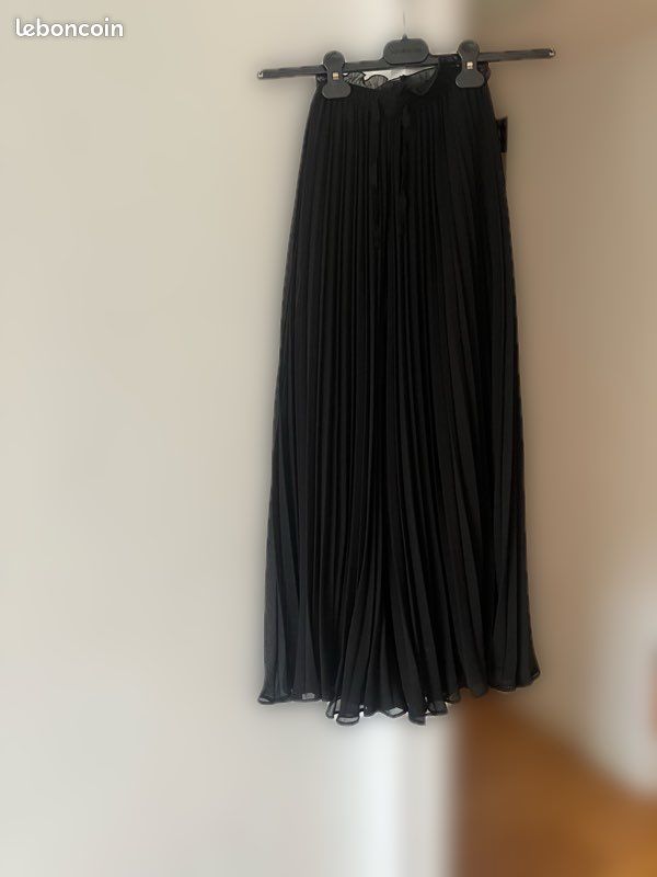 Jupe Longue Noire Zara – Édition Limitée Avec Fil Contrastant – Taille S, Neuve Avec étiquettes