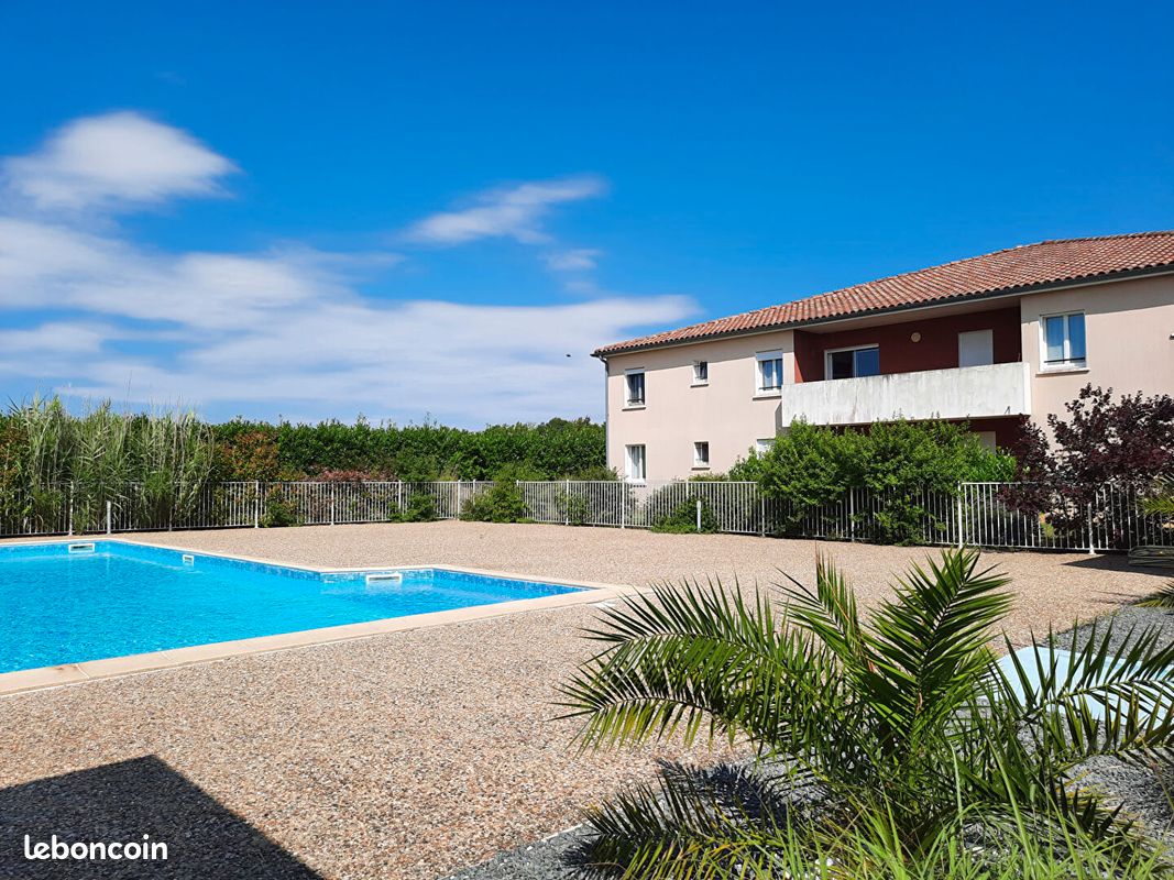 Appartement 2 pièces 47 m² · à Saint-Jean-d'Angély · 47 m² · 79 000 €