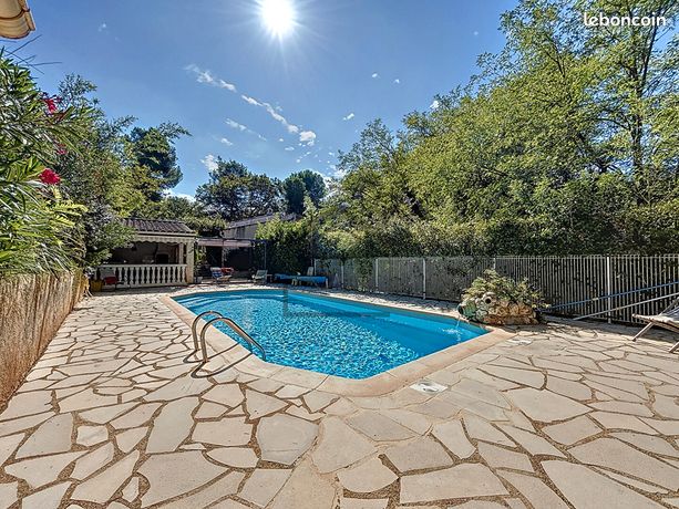 Villa 6 pièces 107 m²