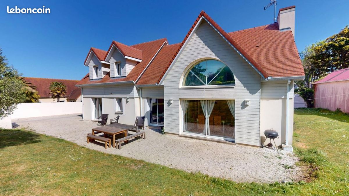 Maison 11 pièces 261 m² · à Arromanches-les-Bains · 261 m² · 720 000 €