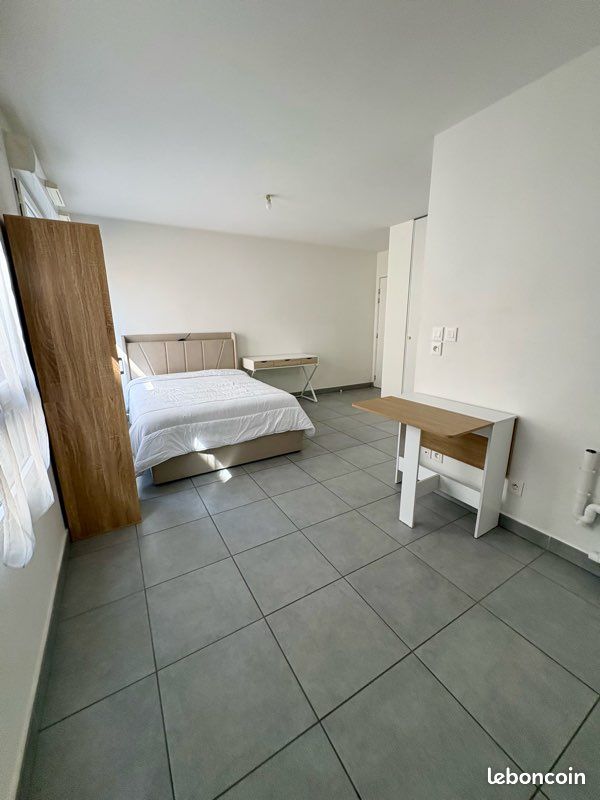 Appartement 1 pièce 25 m² · à Oullins-Pierre-Bénite · 24,7 m² · 790 €/mois