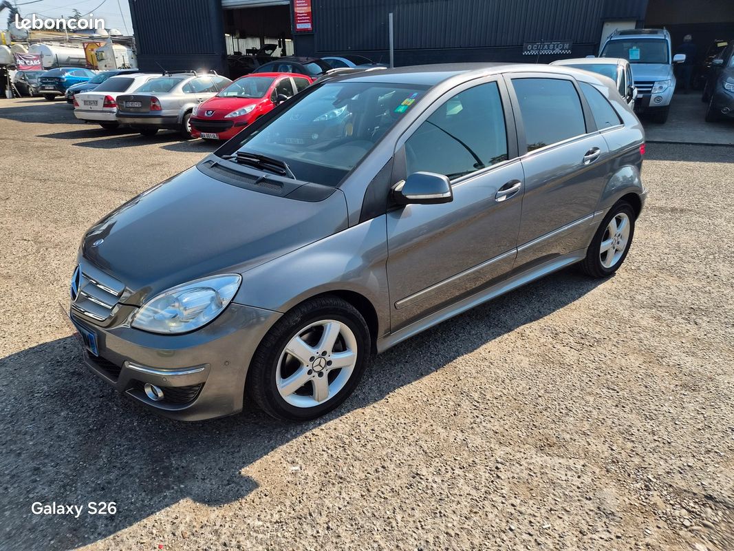 Mercedes Benz CLASSE B B180 CDI PACK DESIGN BVA - GARANTIE 12 MOIS (image 1)