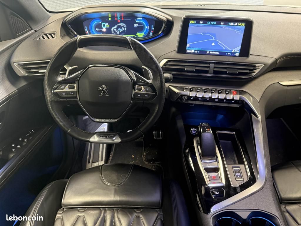 PEUGEOT 3008 Hybrid4 300 ch GT e-EAT8 (image 14)