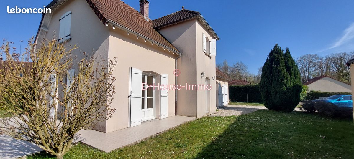 Maison 6 pièces 130 m² · à Saint-Germain · 130 m² · 275 000 €