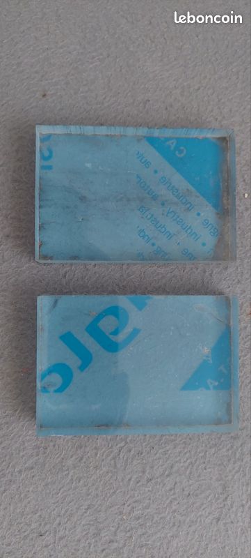 2 MORCEAUX DE PLEXIGLASS COULE EP.20mm (image 5)