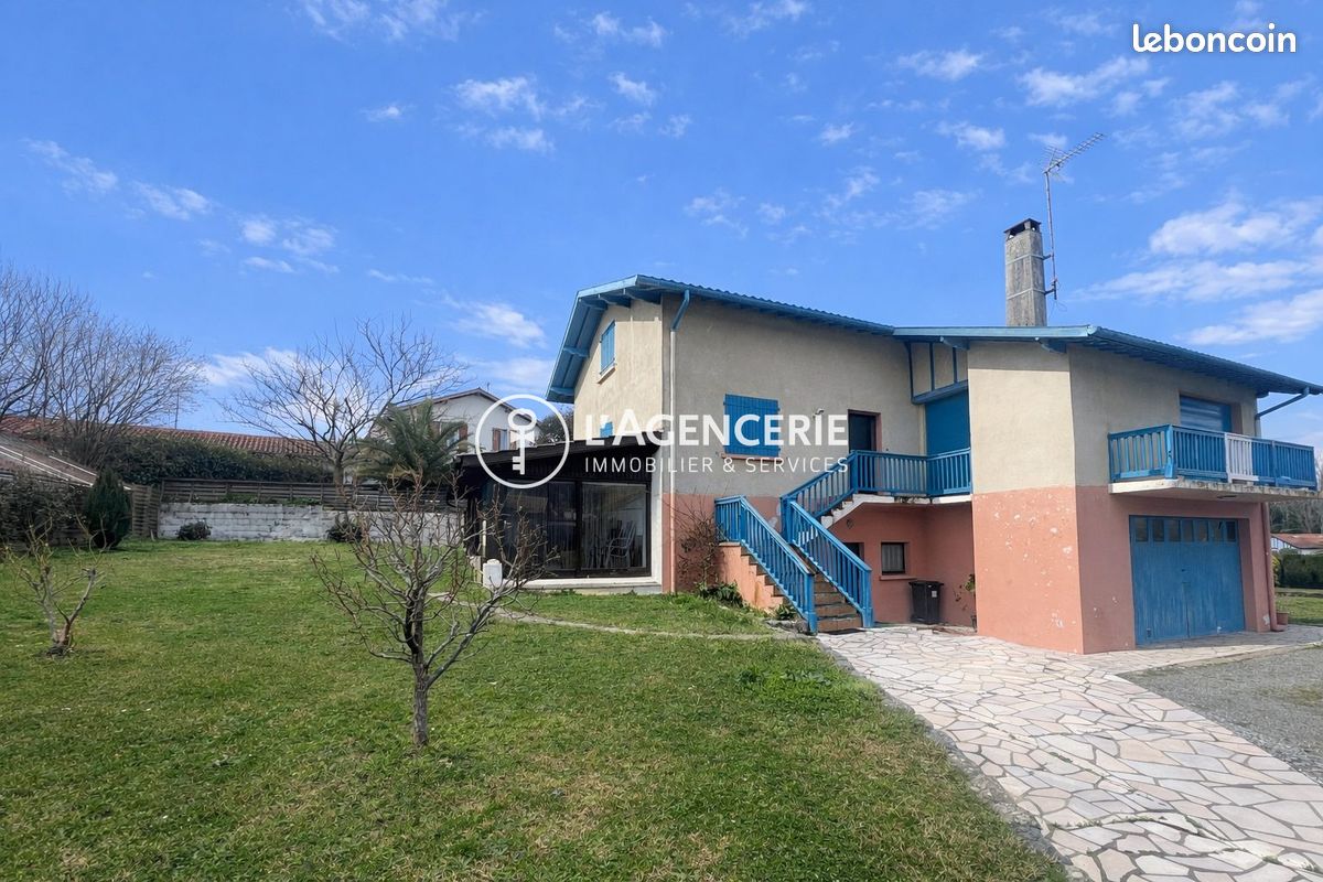 Maison 9 pièces 242 m² · à Arcangues · 242 m² · 499 000 €