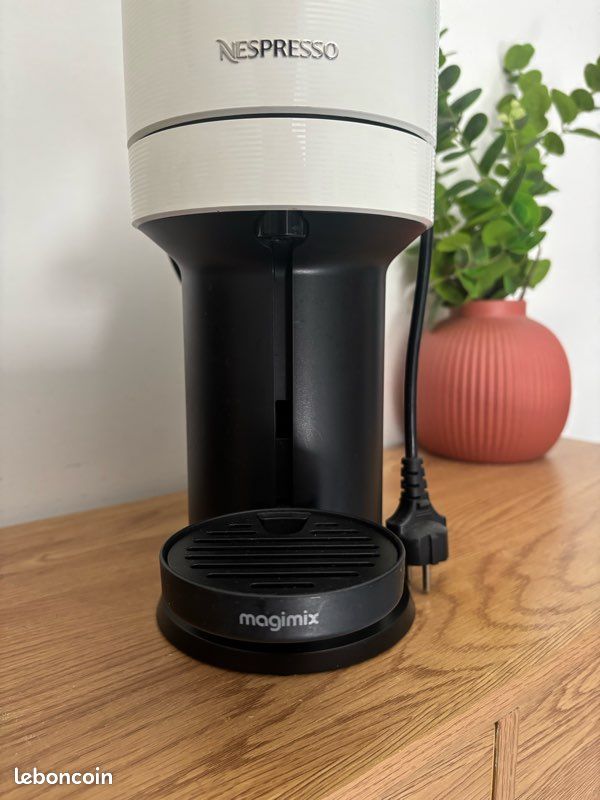 ☕ Machine à café Nespresso Vertuo Magimix – Blanc & Noir (image 9)