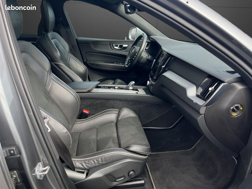 VOLVO XC60 T8 Twin Engine - 303+87 - BVA Geartronic R-Design (image 18)