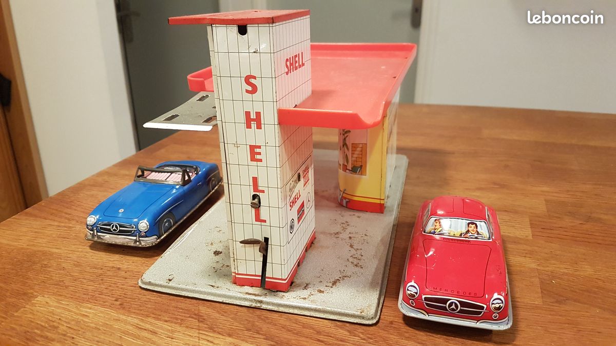 RARE !! GARAGE Station Service pour voitures miniatures 1960 EUR 90,00 - FR