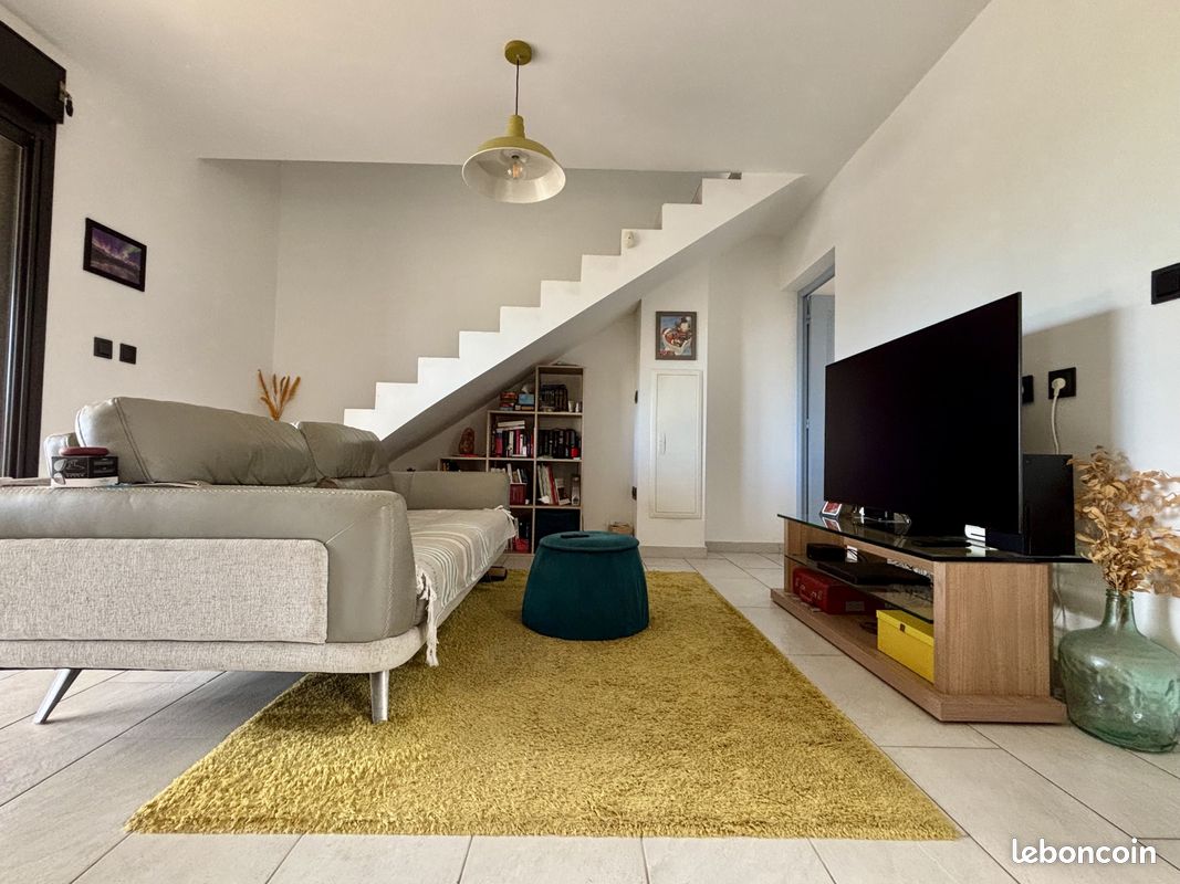 Maison 4 pièces 83 m² · à Saint-Denis · 83 m² · 357 000 €
