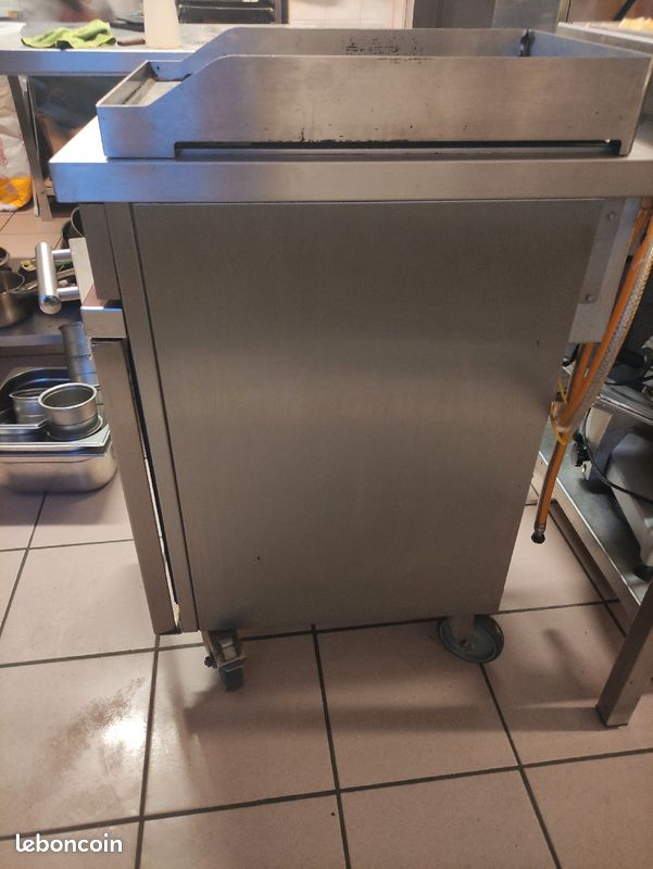 Grill Ambassade sur roulette (image 3)