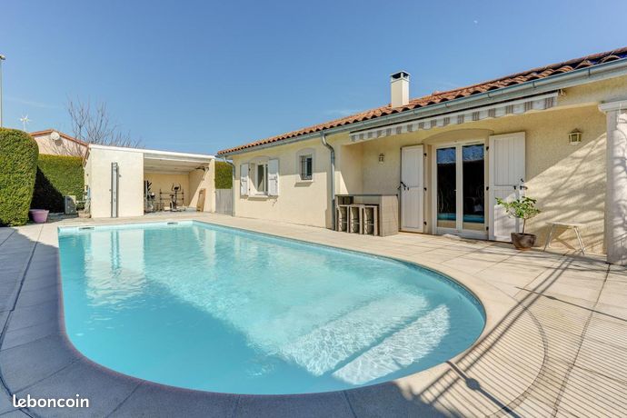 Villa 6 pièces 145 m²