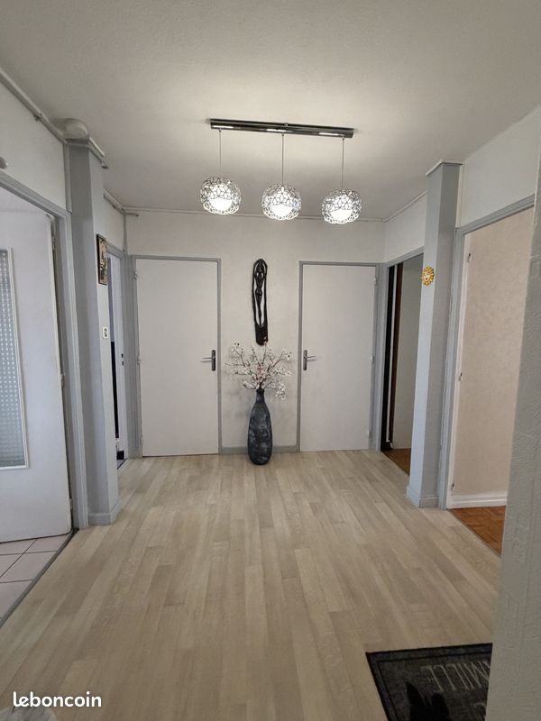 Appartement 4 pièces 78 m² · à Saint-Étienne · 78 m² · 103 000 €