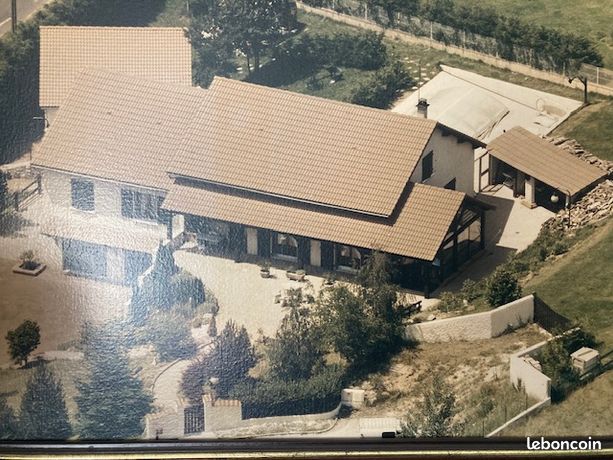 Propriété familiale de caractère (150m2) piscine, dépendance, 2500m2 terrain arboré...