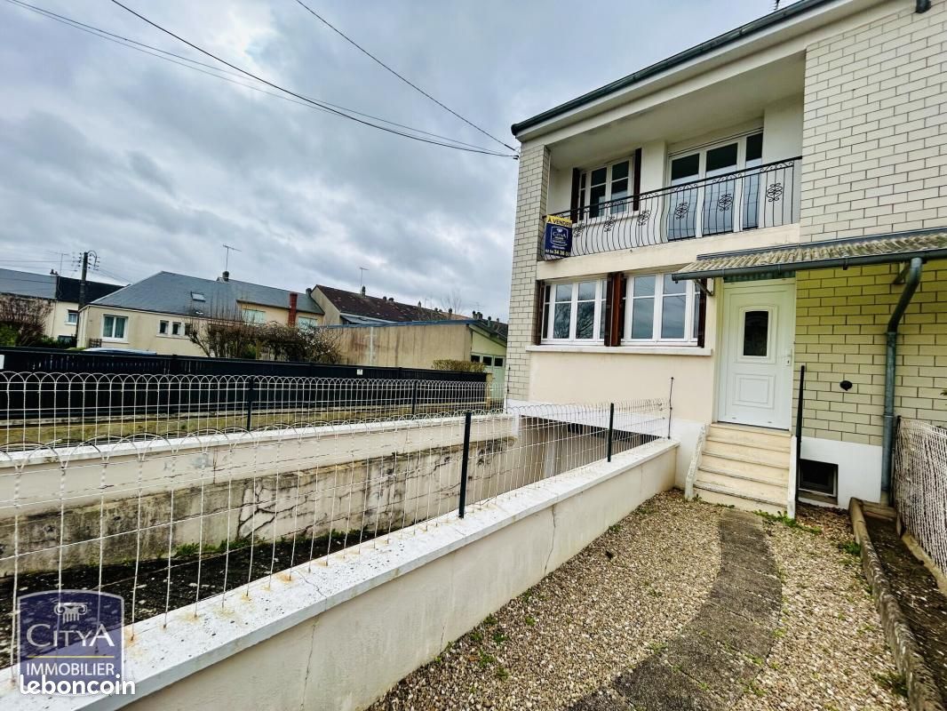 Maison 3 pièces 85 m² · à Châteauroux · 85 m² · 83 000 €