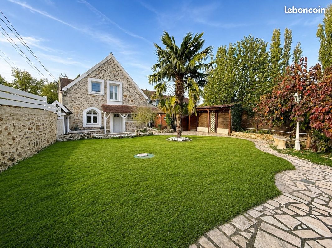 Maison 5 pièces 105 m² · à Beauvoir · 105 m² · 272 000 €