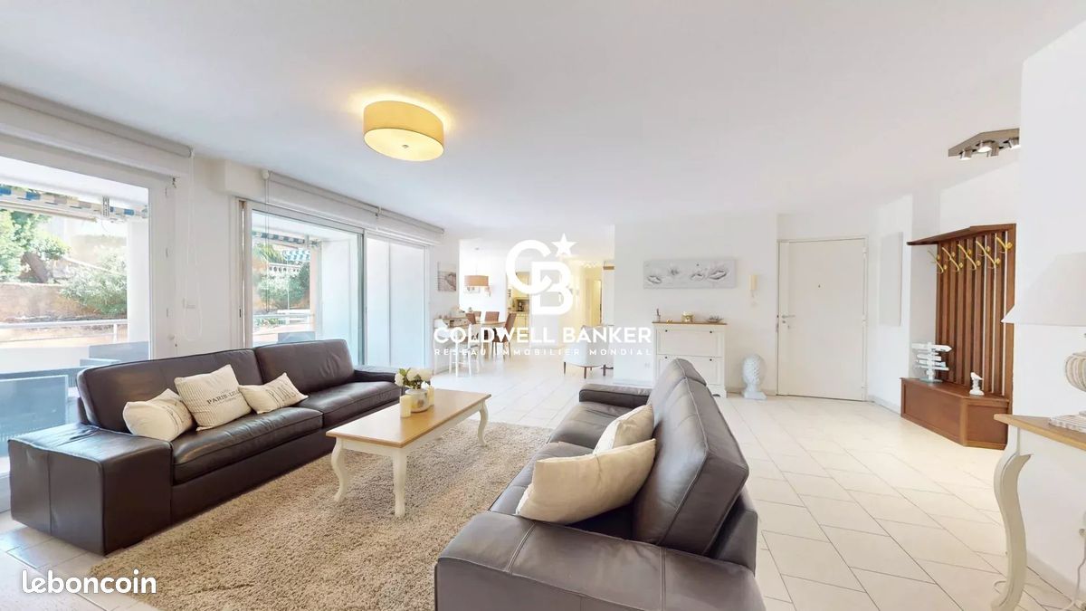 Appartement 3 pièces 109 m² · à Cavalaire-sur-Mer · 109 m² · 590 000 €