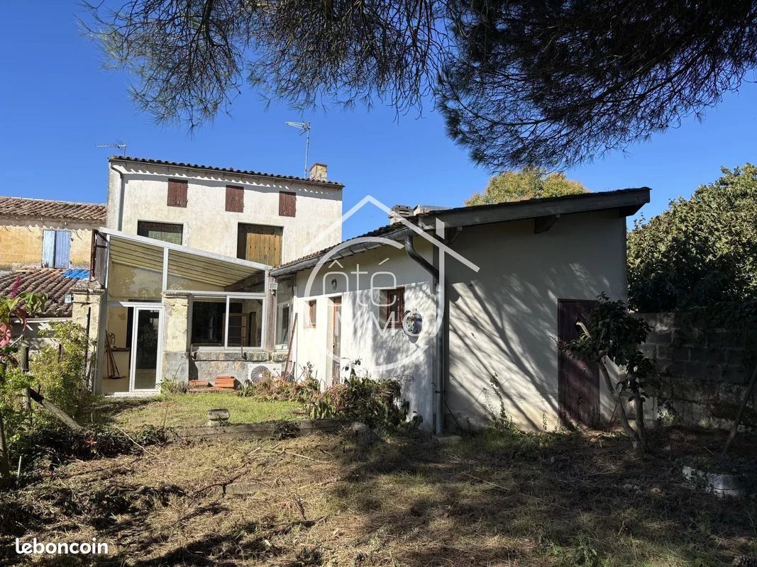 Maison 5 pièces 165 m² · à Castillon-la-Bataille · 165 m² · 118 500 €