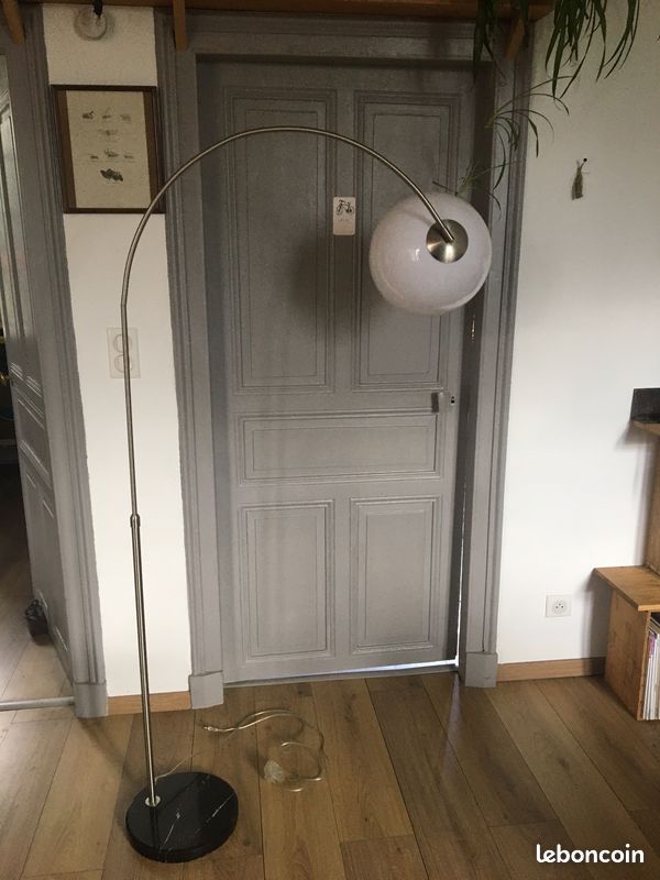 Lampe de salon design (image 4)