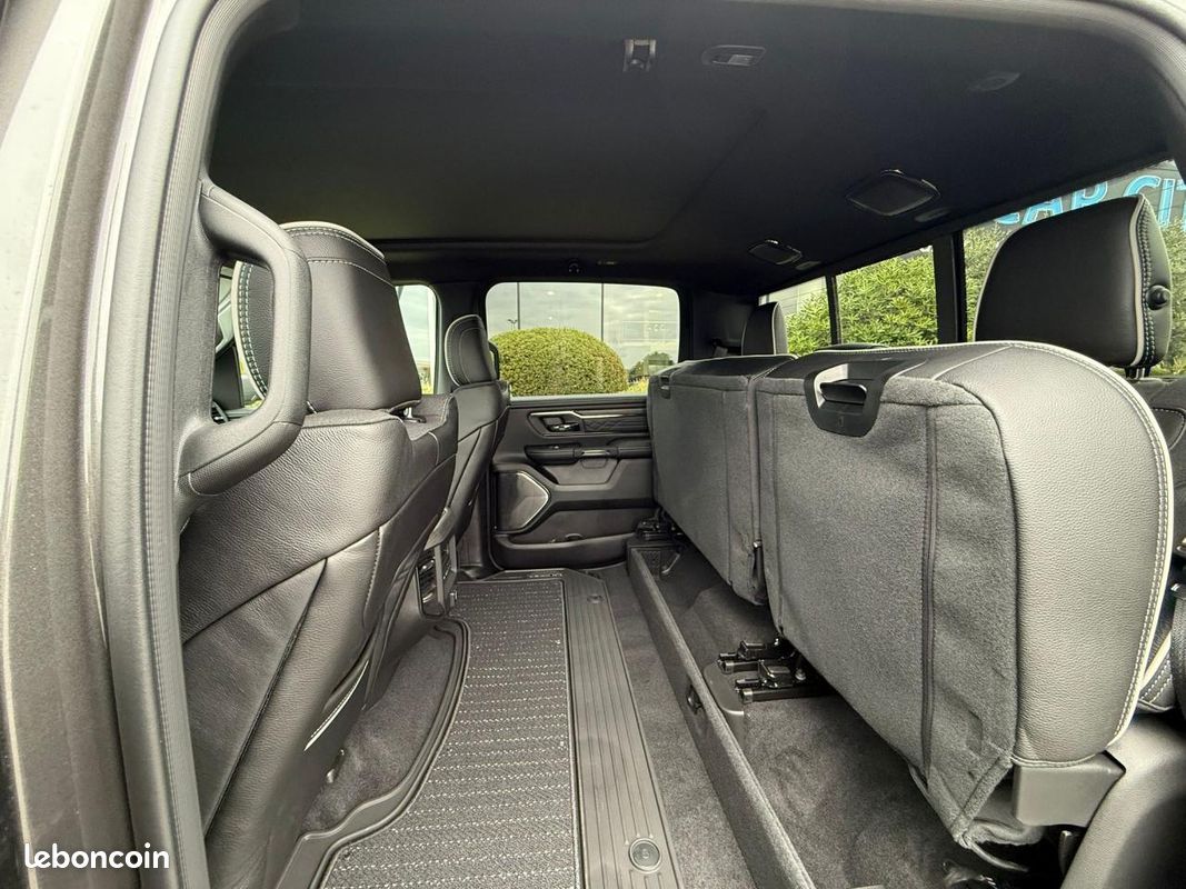 Dodge ram 1500 crew limited night edition rambox (image 14)