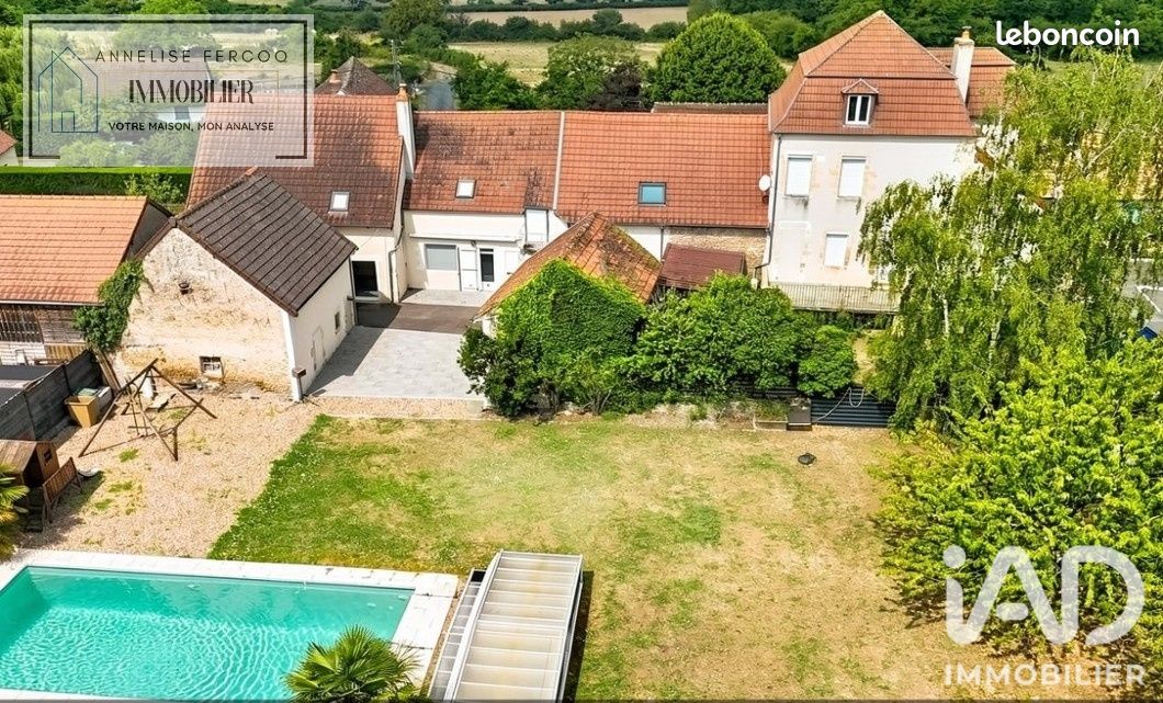 Propriété 14 pièces 367 m² (image 1)