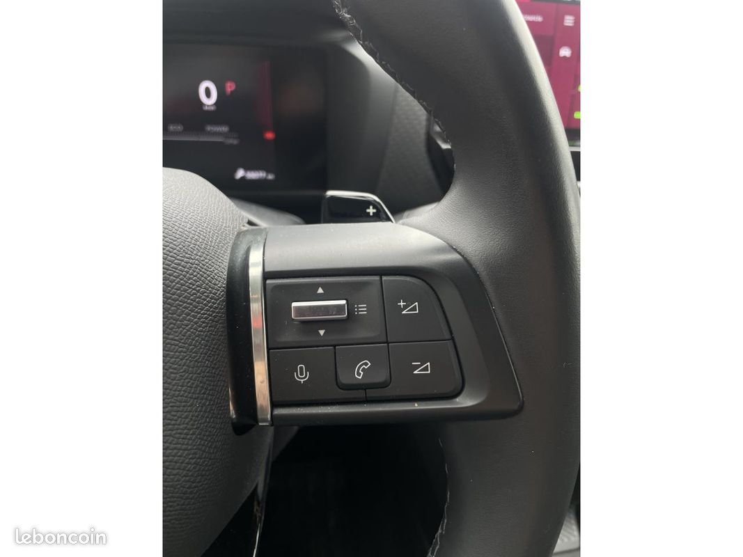 CITROEN C4 BUSINESS HYBRIDE 136ch S&S e-DCS6 (image 16)