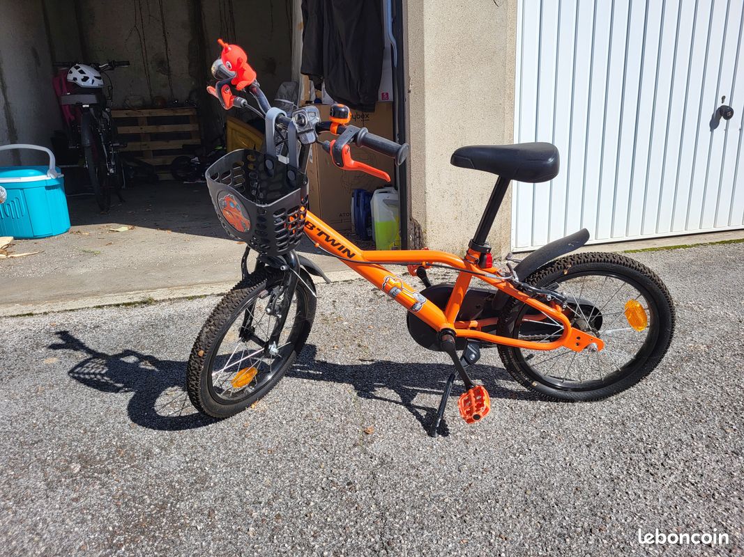 Btwin robot 500 16 pouces Vélos