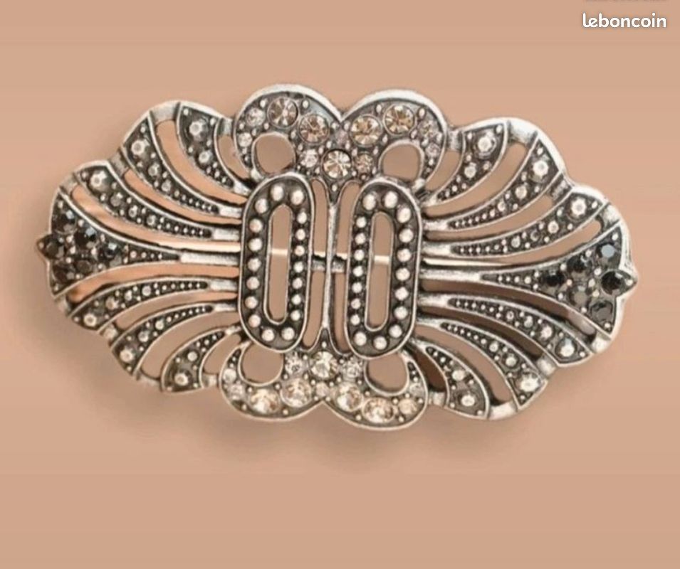 Broche Ancienne Argentée Style Art Déco - Bijou Vintage Occasion