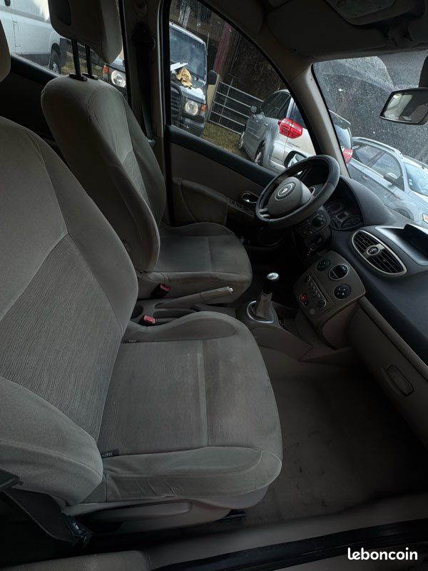 Renault Clio 1.5 dCi Authentique 70 CH - DISTRI OK ✅ EMBRAYAGE NEUF ✅ CT OK ✅ Garantie ✅ (image 2)