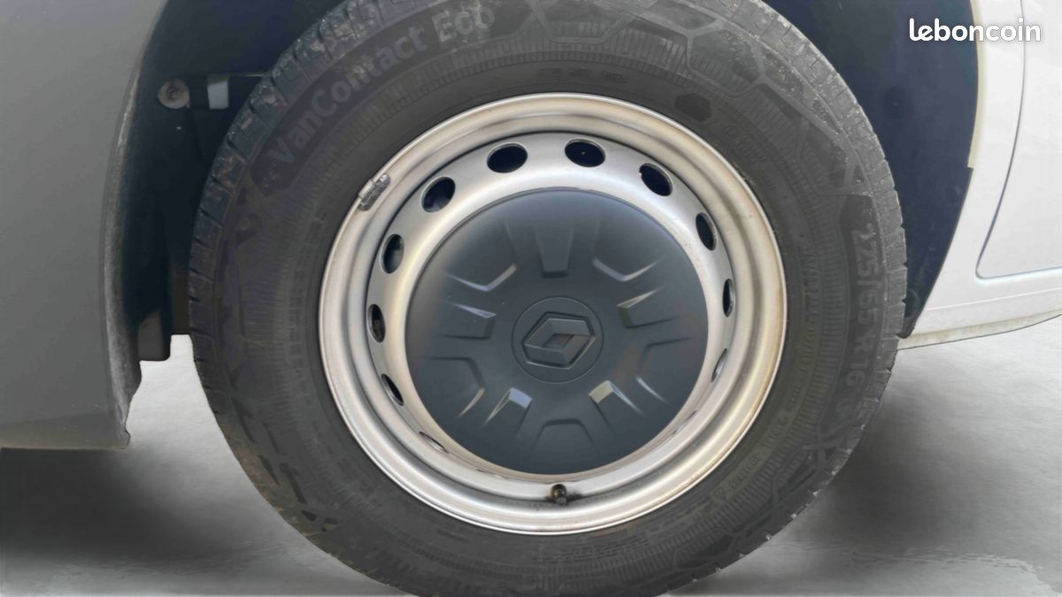 Renault master fgn trac f3500 l2h2 blue dci 135 confort (image 14)