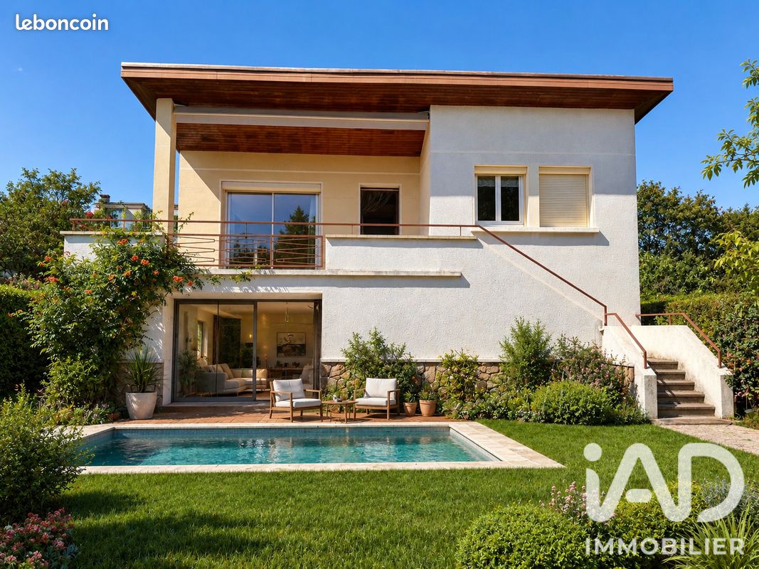 Maison 4 pièces 92 m² · à Meyzieu · 92 m² · 350 000 €
