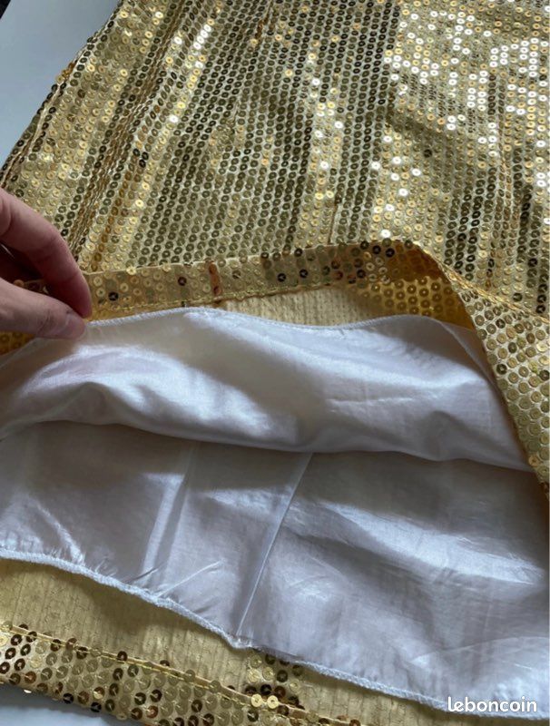 Robe disco dorée à paillettes (image 3)
