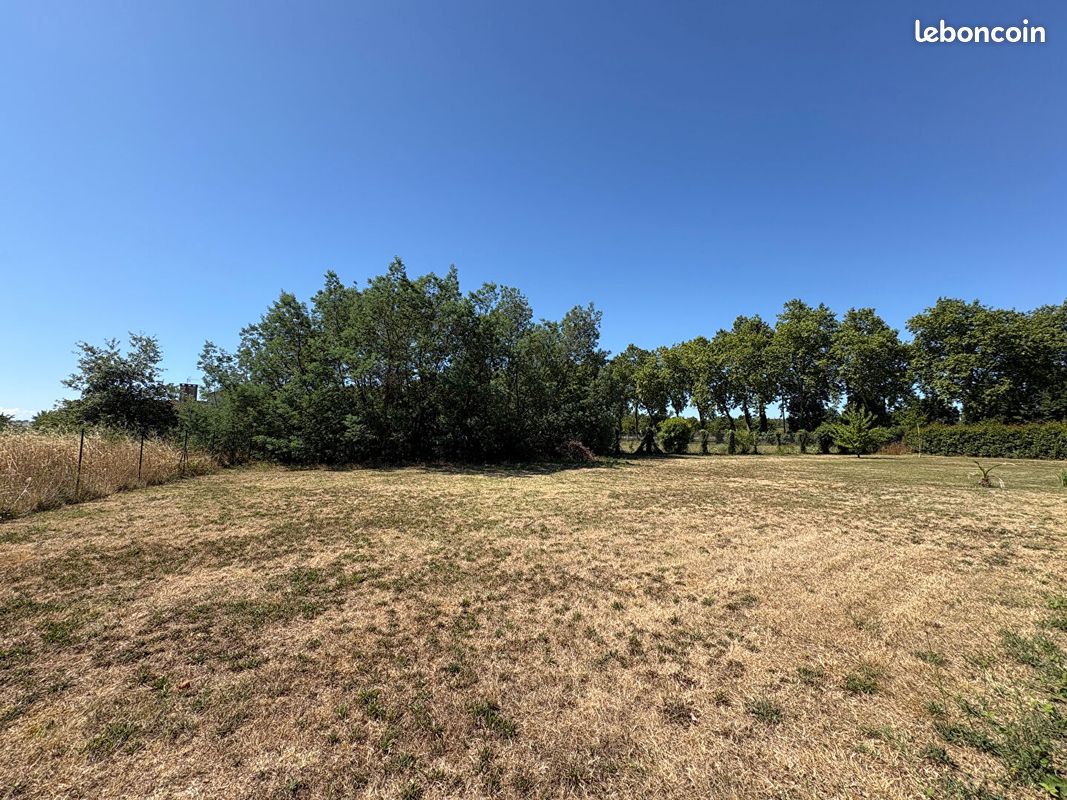 Terrain 1448 m² · à Carbonne · 1 448 m² · 100 000 €