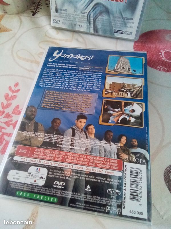 DVD X2 'Yamakasi et 3 Zéros "2001& 2002, très bon état (B3) (image 8)