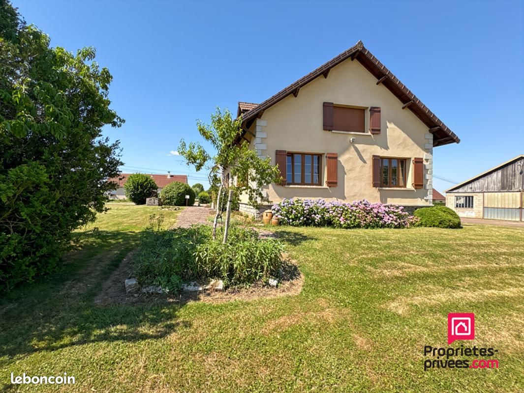 Maison 9 pièces 197 m² · à Semur-en-Auxois · 197 m² · 345 000 €