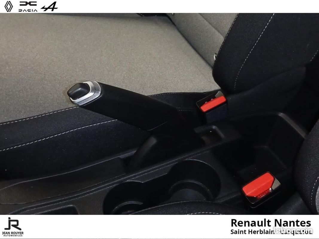 Renault Clio 1.0 TCe 90ch Evolution (image 21)