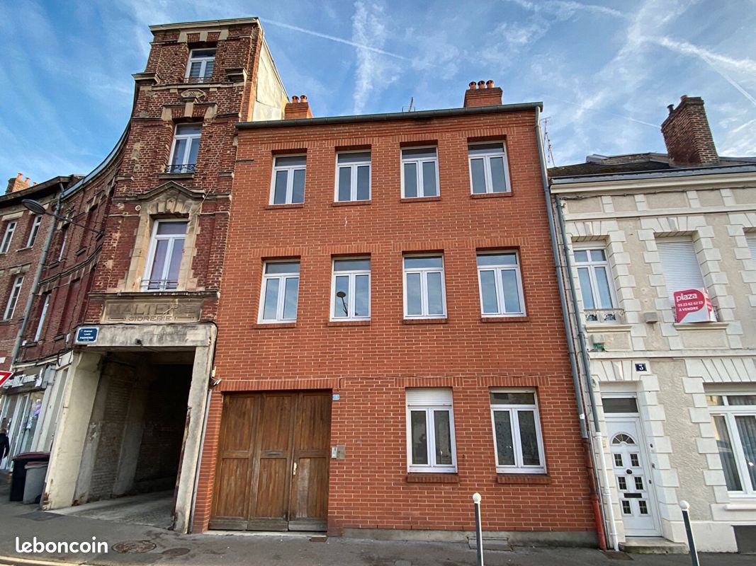 Immeuble 15 pièces 260 m² · à Saint-Quentin · 260 m² · 316 500 €