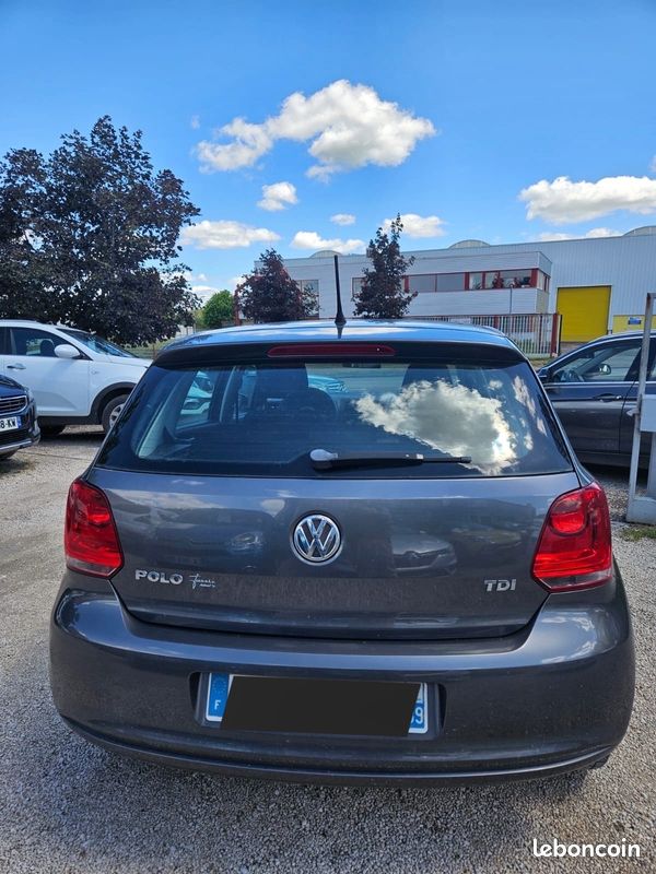 Volkswagen polo 1.2 tdi 75 cv trendline (image 2)