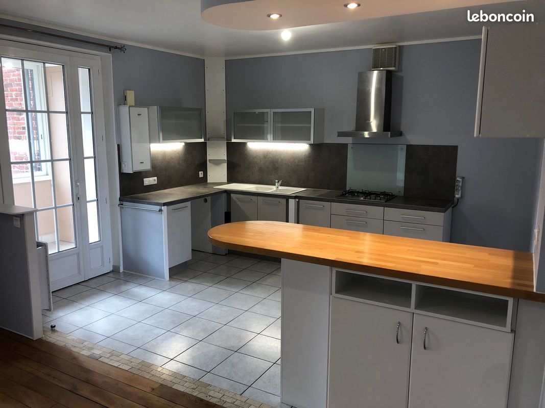 Appartement 4 pièces 80 m² · à Troyes · 80 m² · 720 €