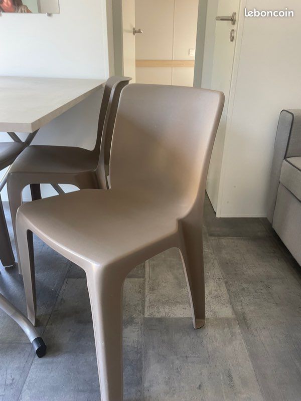 Ensemble table et chaise neuve (image 5)