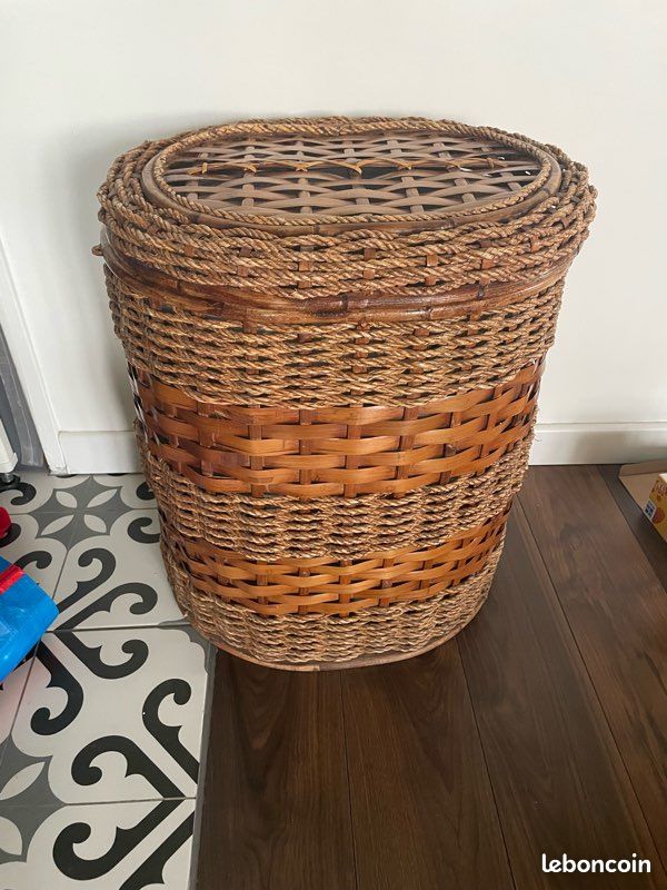 Panier en rotin (image 1)