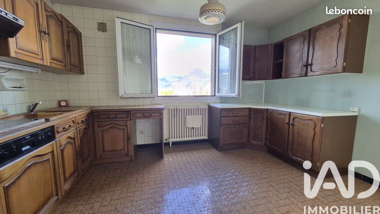 Appartement 5 pièces 117 m² — 2