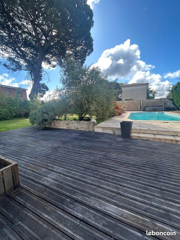 Maison 6 pièces 168 m² · à Ambarès-Et-Lagrave · 168 m² · 395 000 €
