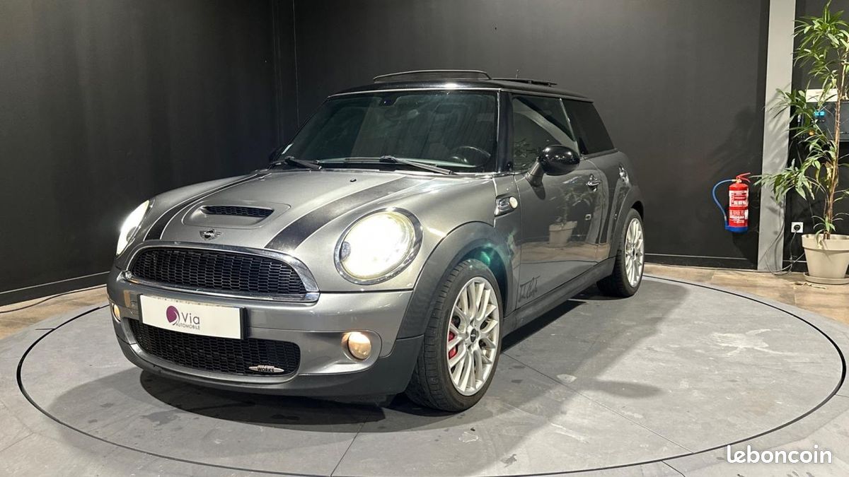 Mini Hatch R56 211 John Cooper Works (image 1)