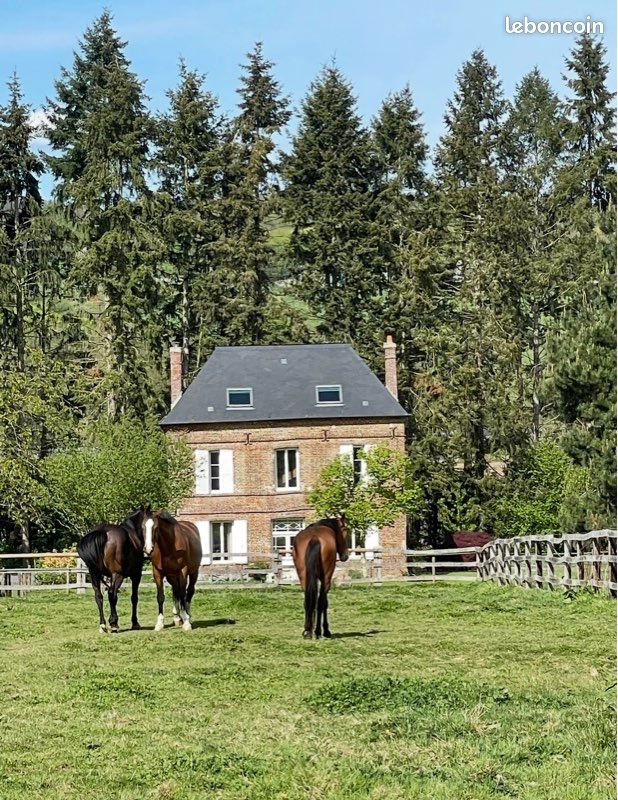 Maison 8 pièces 180 m² · à Les Authieux-sur-Calonne · 180 m² · 1 850 €/mois