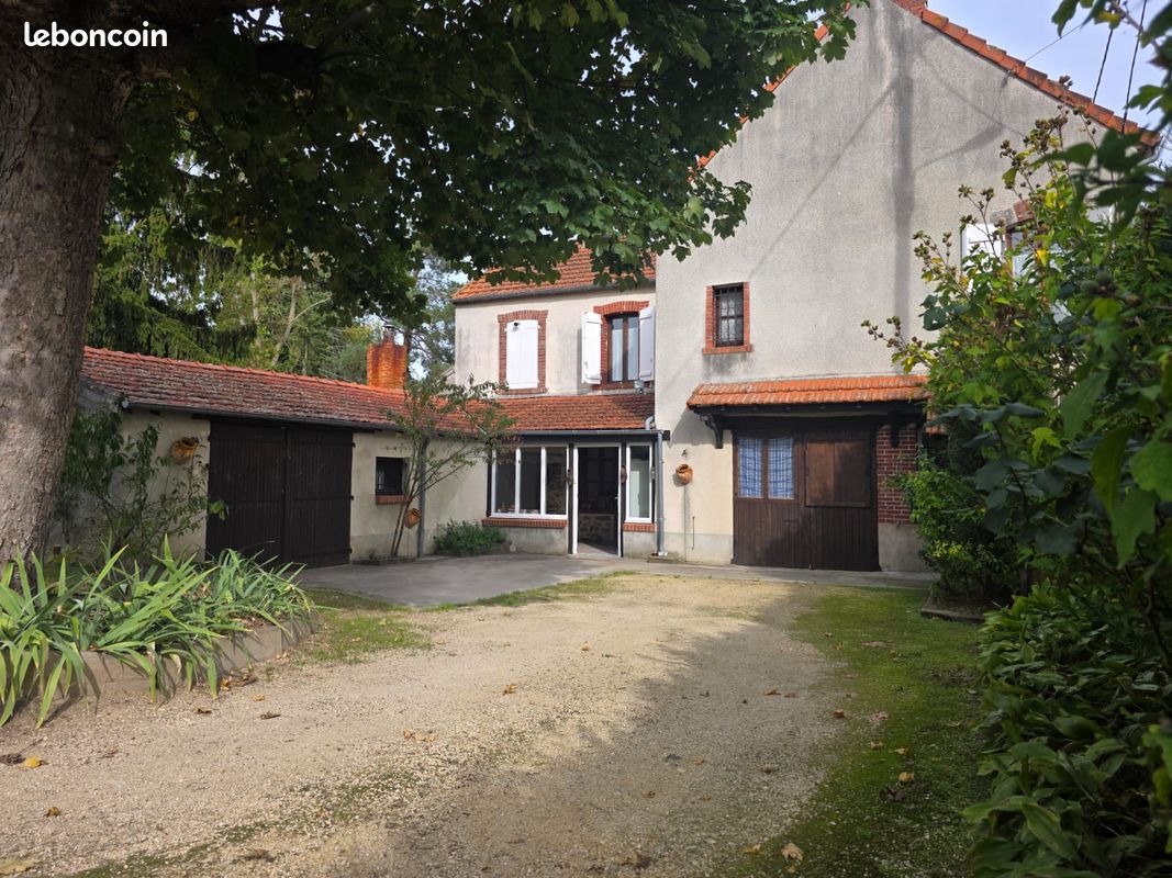 Maison 4 pièces 139 m² · à Anjouin · 139 m² · 91 800 €